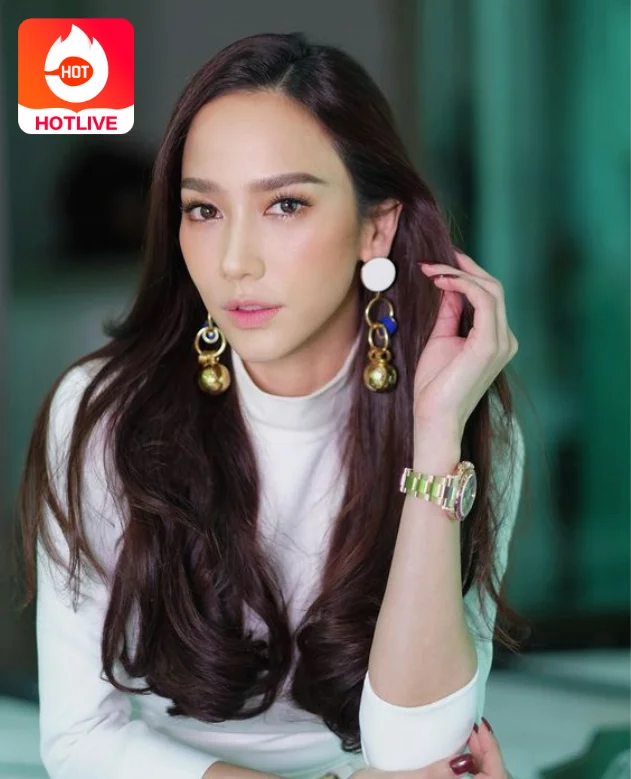 Aum Patcharapa-thailive