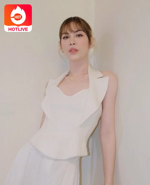 แมท ภีรนีย์ คงไทย-Matt Peeranee Kongthai Thlive: นางแสงสว่างของโรงละครไทย. Lady of the light of Thai theatre 18+ 3 - TH LIVE Matt-thailive