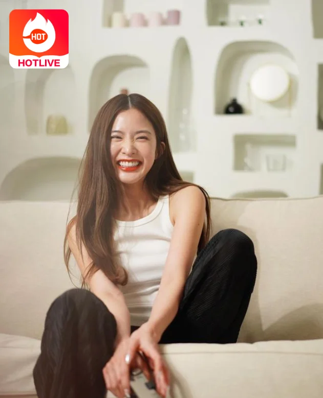 มายด์ ลภัสลัล จิรเวชสุนทรกุล Wiraporn Jiravechsoontornkul: การบันทึกความปรารถนาในดวงใจของศิลปินเยาวชน18. What's her and what's interest about her? 7 - TH LIVE มายด์ ลภัสลัล-thailive