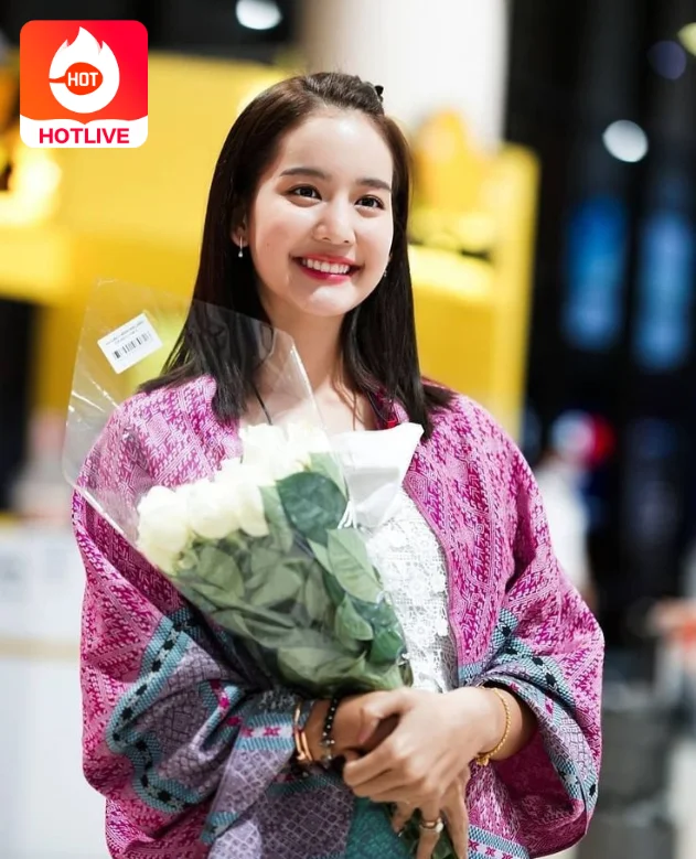 บทความเกี่ยวกับ โบว์ เมลดา สุศรี (Bow Maylada Susri): ดาราสาวสุดฮอตแห่งวงการบันเทิงไทย18. The hottest young actress in the Thai entertainment industry 11 - TH LIVE โบว์ เมลดา สุศรี-thailive