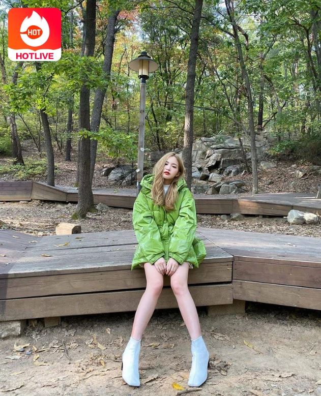 Mild Lapassalan: มายด์ ลภัสลัล จิรเวชสุนทรกุล - นางเอกนักแสดงไทยที่มีแสงแรกเรือง. Thai actor and rising star in the world 2023 7 - TH LIVE Mild Lapassalan-hotlive