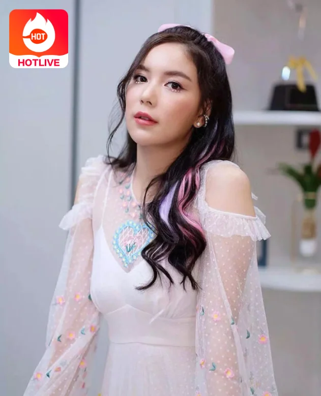 Mook Worranit-thailive