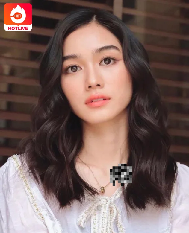 Prapye Ramida Theerapat หญิงสาวที่ได้รับความรู้จักมากขึ้นในช่วงไม่กี่ปีที่ผ่านมา. A young woman who has gained more recognition in recent years 2023 2 - TH LIVE Prapye Ramida-thailive