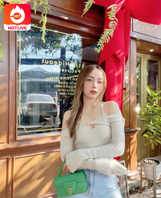 Preaw Tussaneeya-hotlive 