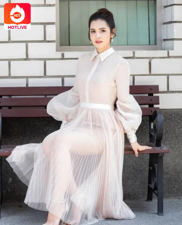 pupe kessarin noiphueng ปูเป้ เกศรินทร์ น้อยผึ้ง: นางเอกสาวที่กำลังมาแรงในวงการบันเทิง. A young heroine who is rising in the entertainment industry 2023 8 - TH LIVE pupe kessarin-thailive