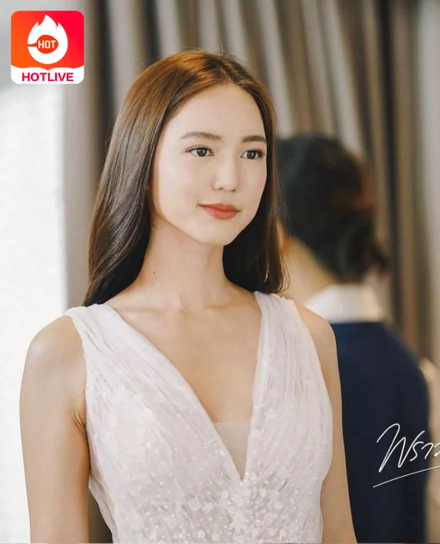 บัว นลินทิพย์-hotlive 